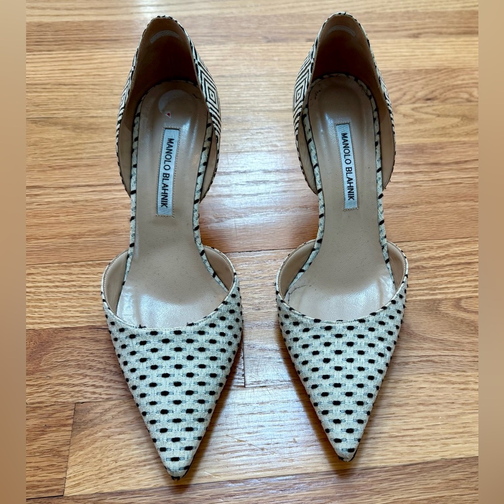 Manolo Blahnik Cream and Black pattern Heels - Picture 2 of 8